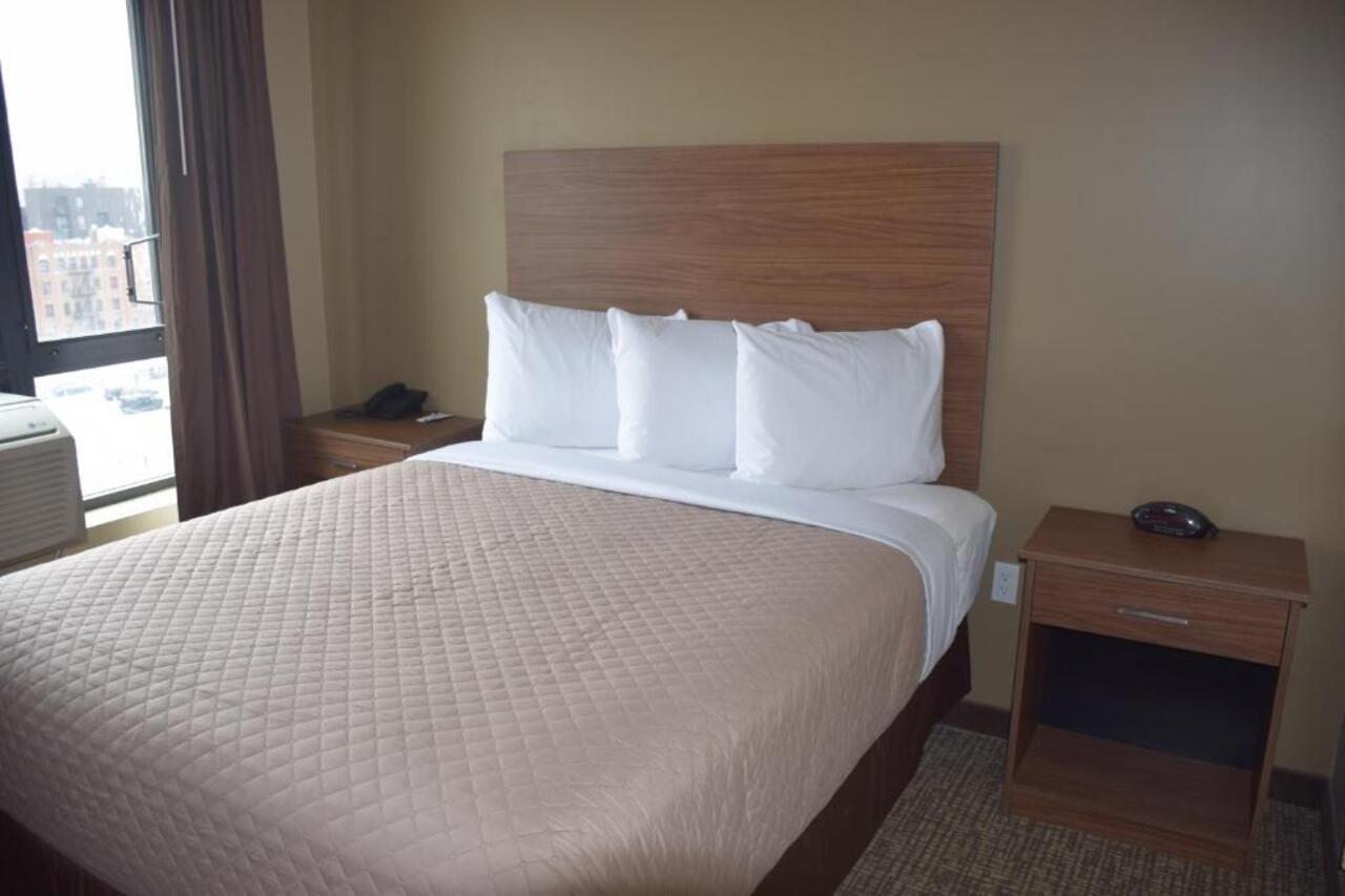 Astoria Delancy Inn & Suites نيو يورك المظهر الخارجي الصورة